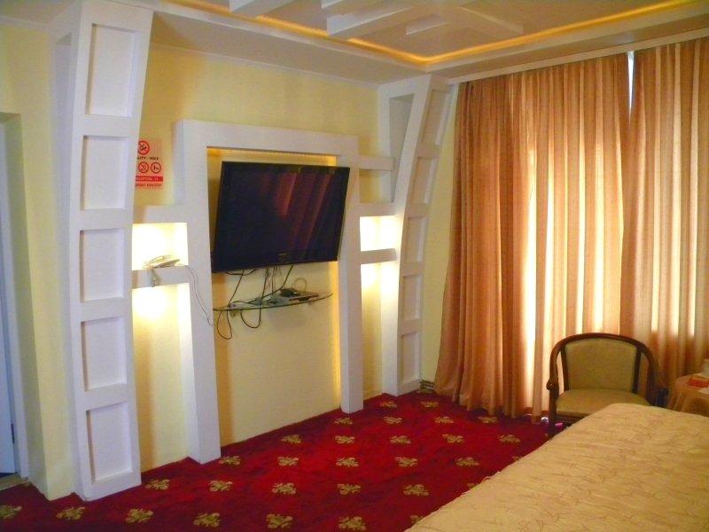 Gloria Mini-Hotel Kiszyniów Zewnętrze zdjęcie